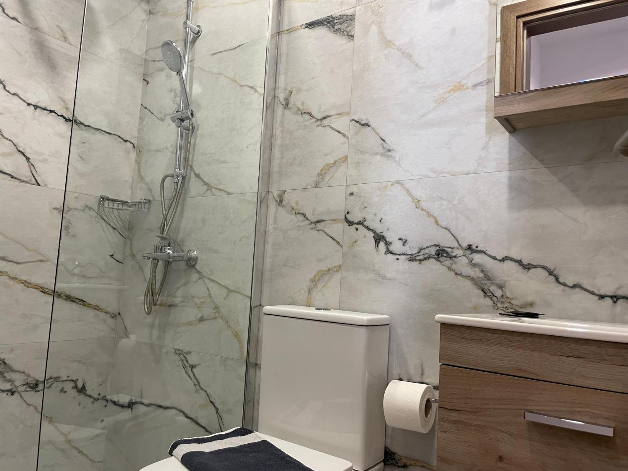 Sk Luxury דירה *